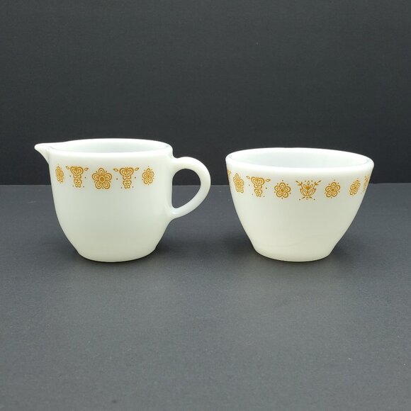 Pyrex Butterfly Gold Creamer Sugar Bowl Corning Butterfly Gold Sugar Creamer Set - Picture 1 of 11